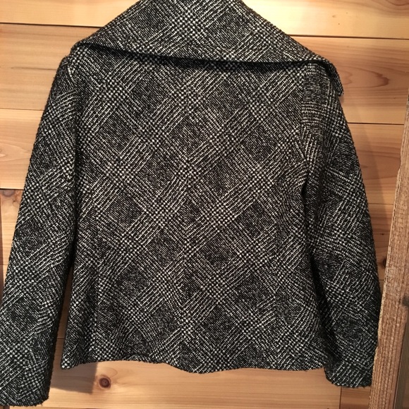 TALBOTS  METALLIC THREADING BLK & WHITE JACKET - Picture 6 of 10